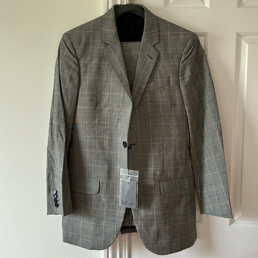 RARE PERFECT ALEXANDER MCQUEEN MENS SUIT SISE 48R